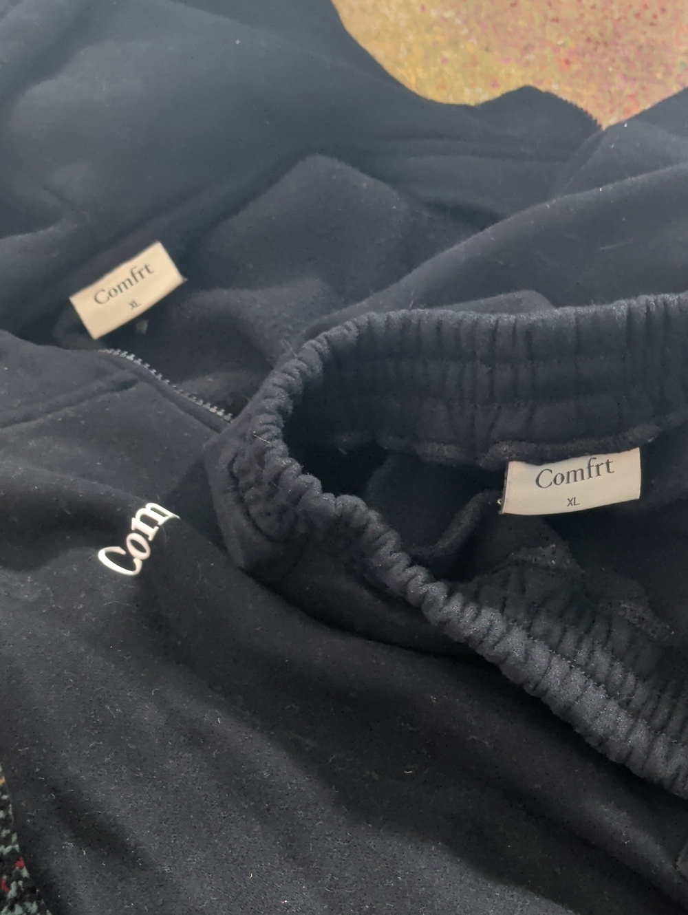 Comfrt Kids Black Matching Set - Cozy Zip-up Hoodie & Joggers - Kid XL